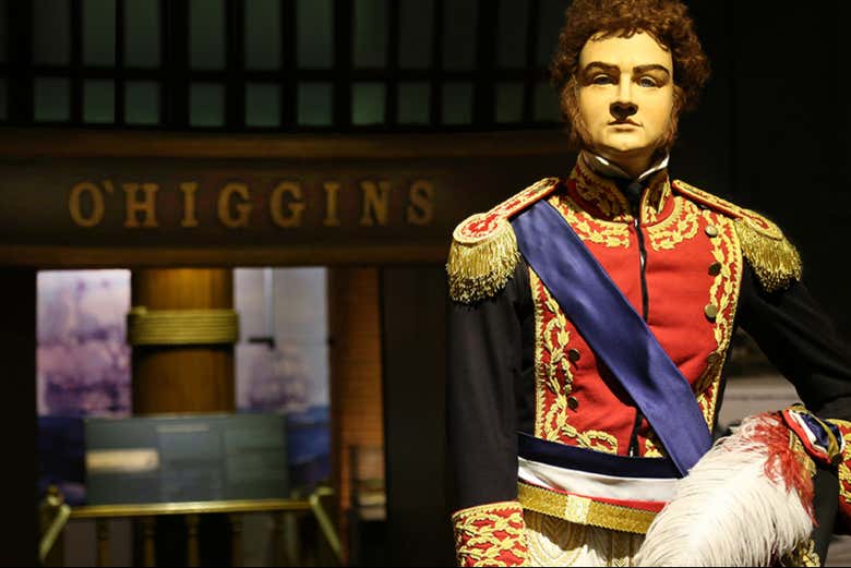 Visita guiada por el Museo Histórico y Militar de Chile