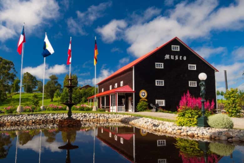 Tour privado por Puerto Varas, Nueva Braunau y Lahuen Ñadi
