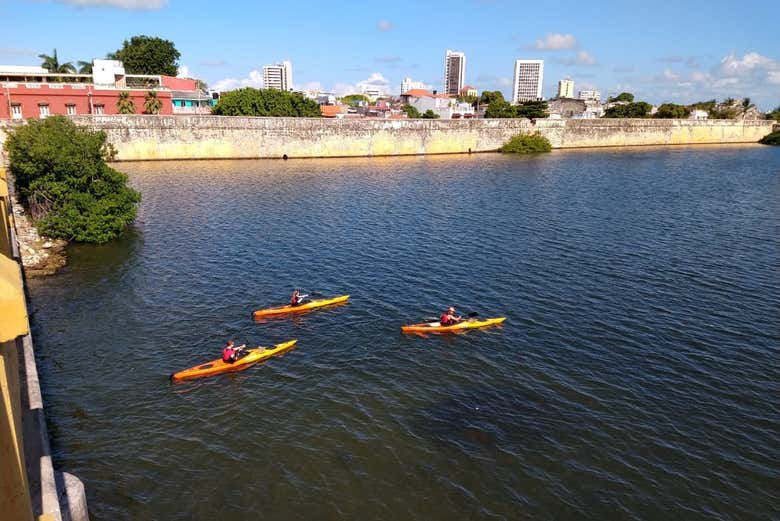 Tour en kayak por Tierra Bomba