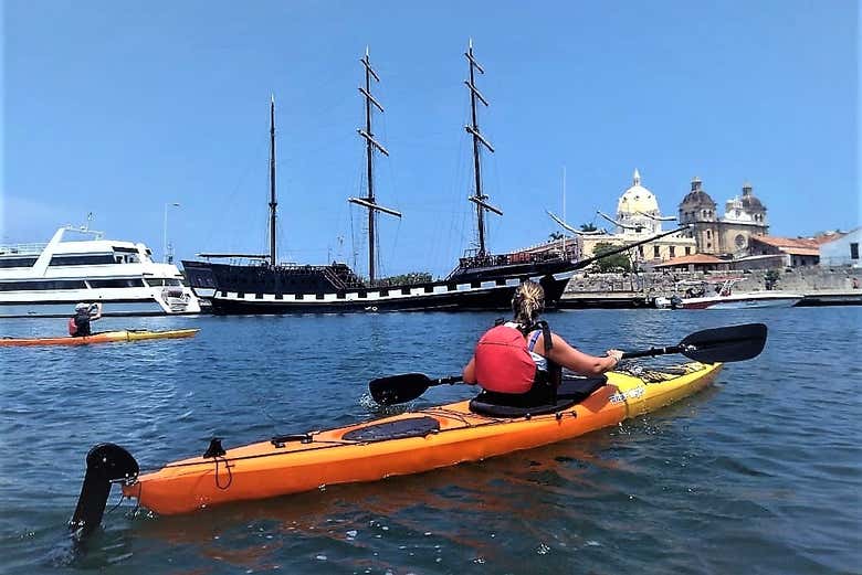 Tour en kayak por Tierra Bomba