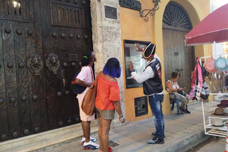 Tour de los piratas + Museo Naval del Caribe