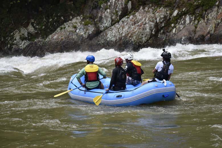 Rafting de iniciación en el río Samaná