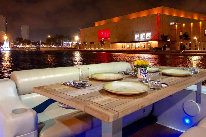 Crucero con cena por Cartagena