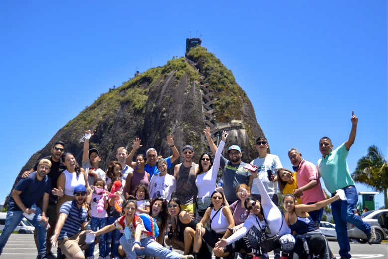Excursión a Guatapé + Paseo en barco