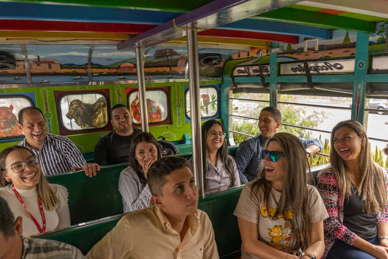 Tour en chiva por Medellín