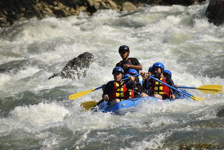 Rafting de nivel avanzado en el río Samaná