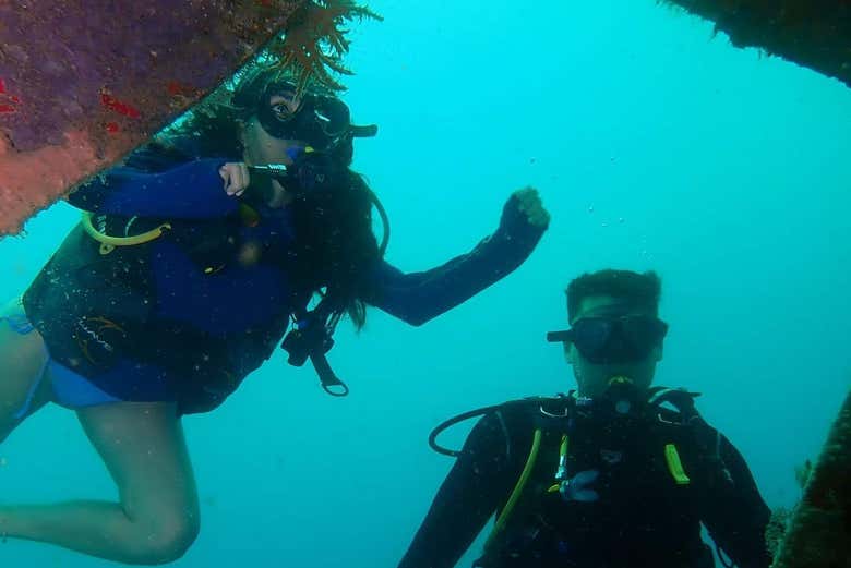 Buceo en los barcos hundidos de Barú
