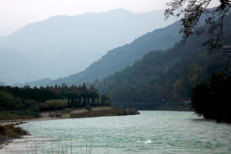 Excursión privada al monte Qingcheng y Dujiangyan