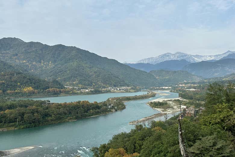 Excursión privada al monte Qingcheng y Dujiangyan
