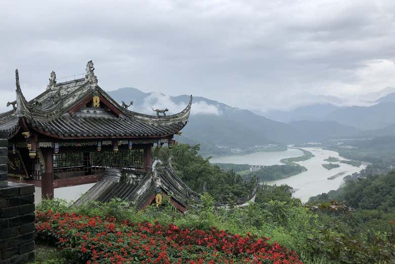 Excursión privada al monte Qingcheng y Dujiangyan