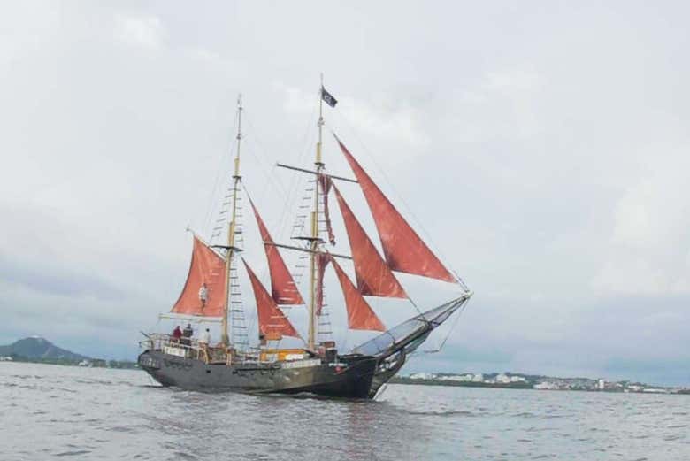 Tour en barco pirata por la bahía de Cartagena