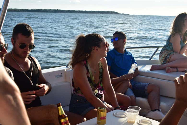 Excursión a la Isla Cholón