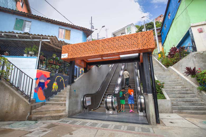 Tour por la Comuna 13 y Museo de la Memoria
