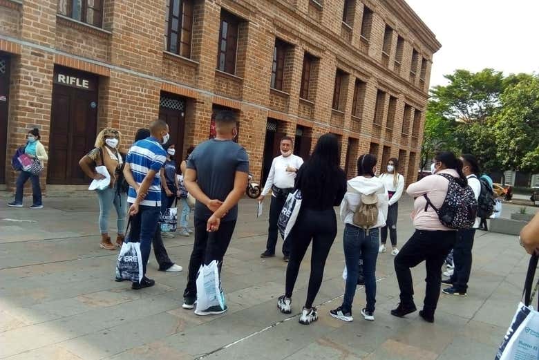 Tour de la arcilla por Medellín y Altavista