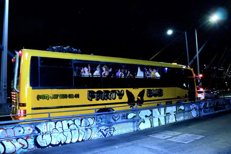 Autobús de fiesta por Medellín