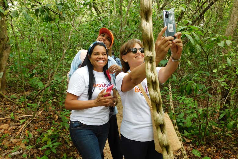 Excursión a San Juan Nepomuceno y la Reserva Los Colorados