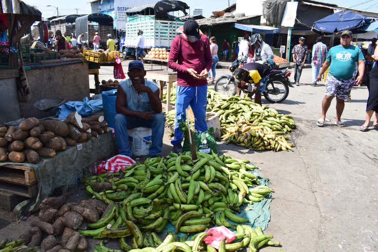 Tour por el Mercado Bazurto