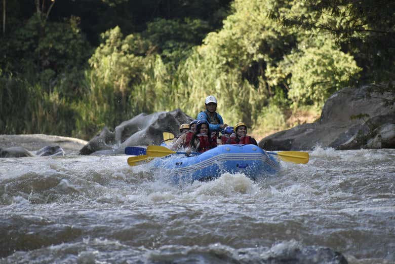 Rafting en el río Claro