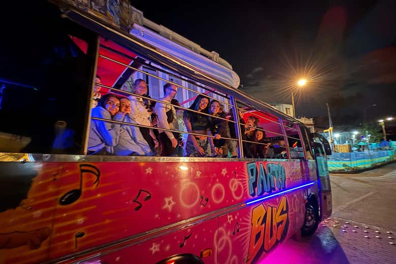 Tour en chiva rumbera por Bogotá