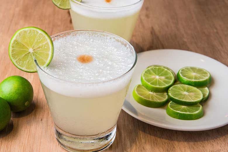 Clase de cocina peruana con comida