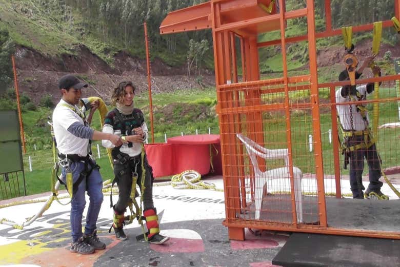 Puenting y catapulta en Poroy