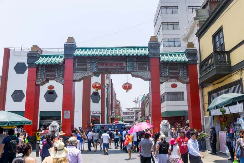 Free tour por el barrio chino y Presbítero Maestro