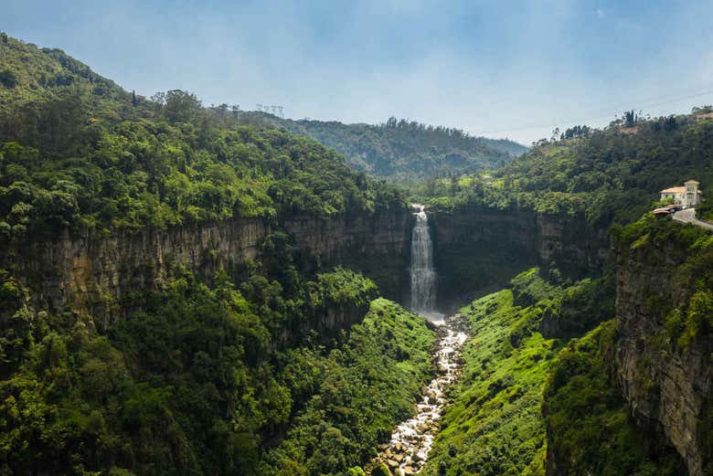 Excursión al salto de Tequendama