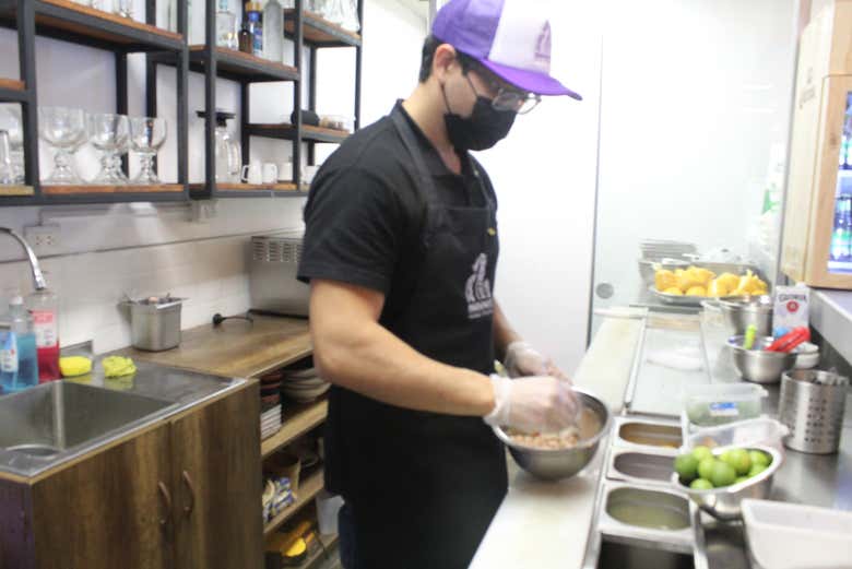 Taller de cocina peruana + Tour por un mercado local