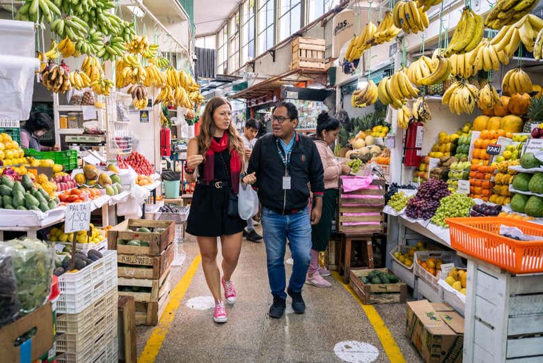 Taller de cocina peruana + Tour por un mercado local