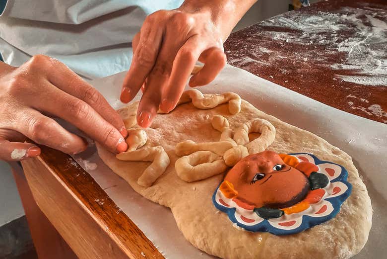 Taller de guaguas de pan + Tómbola del cuy