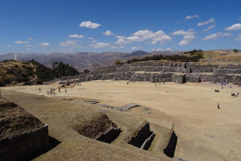 Tour por Písac, Sacsayhuaman, Q'enqo y Tambomachay
