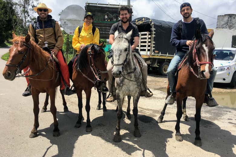 Paseo privado a caballo por los cerros de Guadalupe y Monserrate