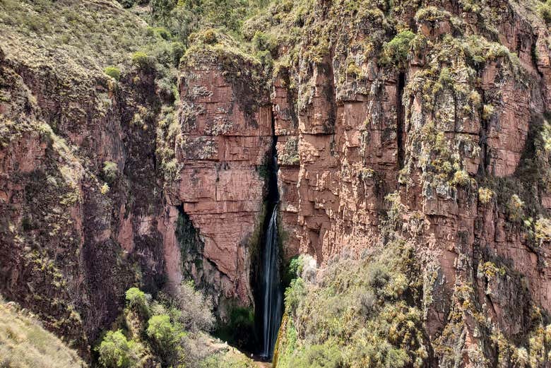 Senderismo hasta la catarata Perolniyoc