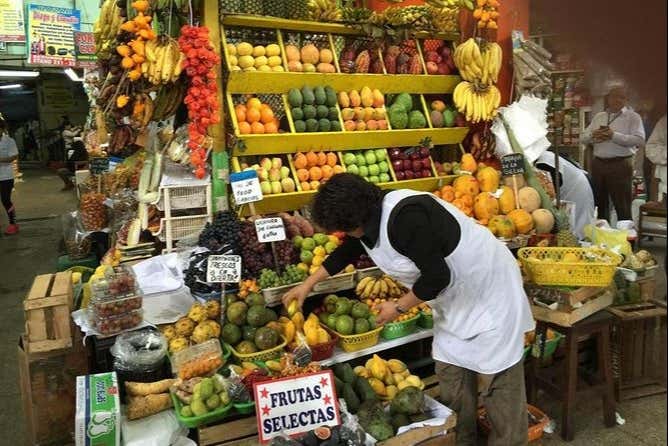 Tour por los mercados de Lima con degustación