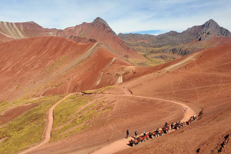 Tour en quad por el Valle Rojo + Montaña Arcoíris