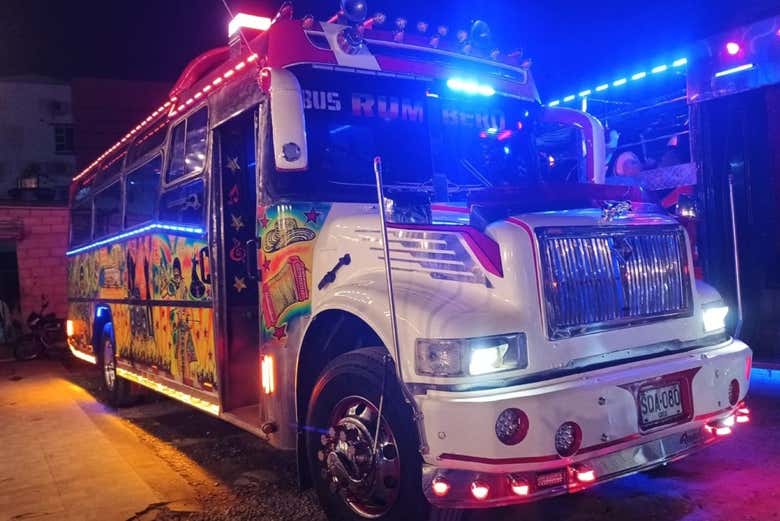 Tour en chiva rumbera por Santa Marta
