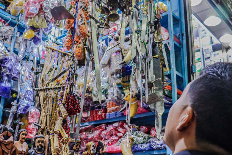 Tour por el Mercado de Brujas de Gamarra