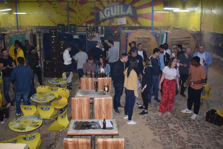 Tour privado del tejo y la cerveza por Bogotá