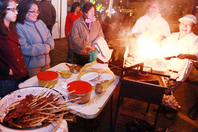 Tour gastronómico nocturno por Lima