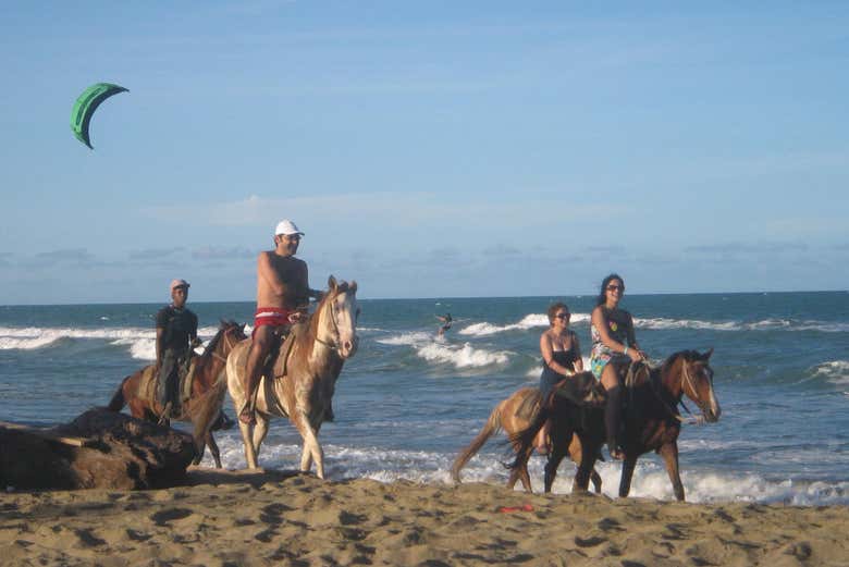 Paseo a caballo por la playa de Puerto Plata