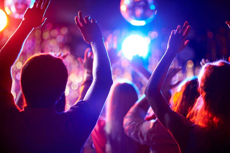Fiesta en la discoteca Coco Bongo Punta Cana