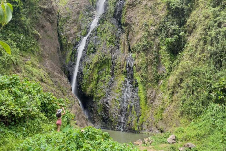 Excursión al Salto de La Jalda con paseo a caballo