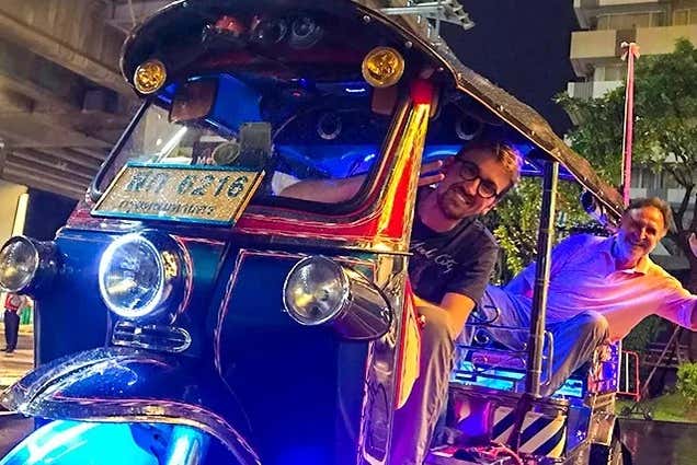 Tour nocturno por Bangkok con visita al Mercado de las Flores
