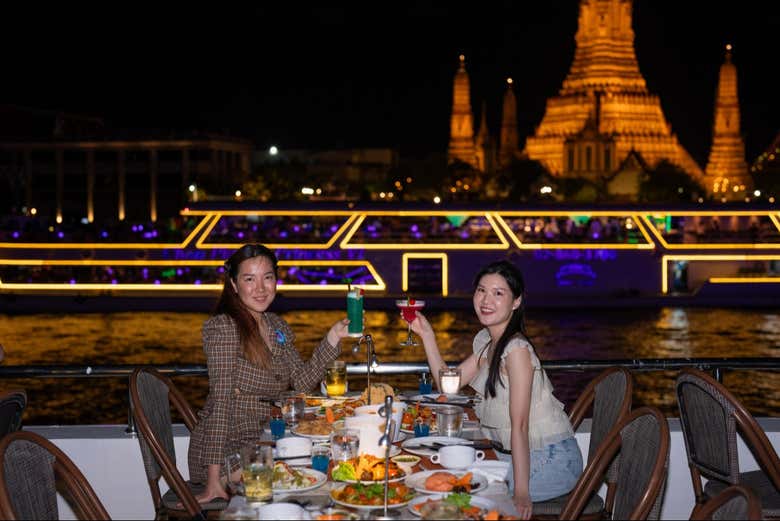 Crucero con cena por el río Chao Phraya