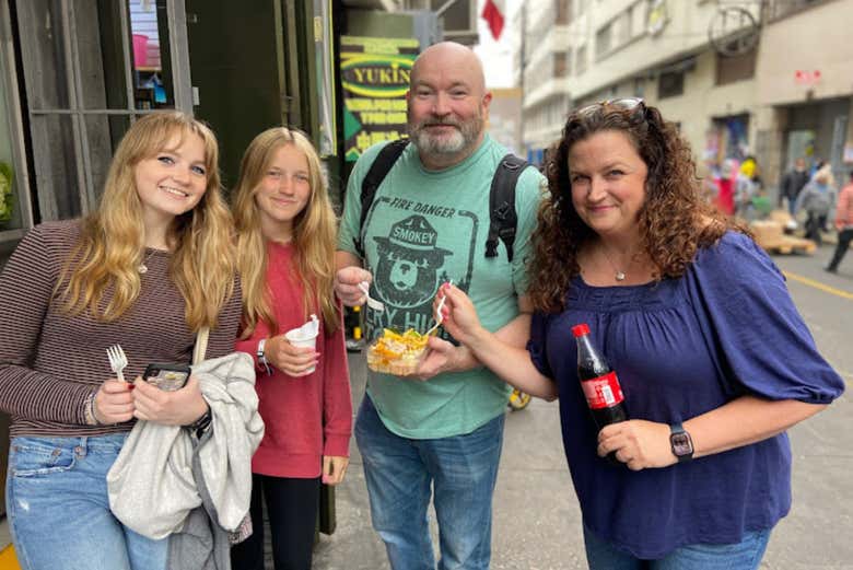 Tour de comida callejera por Lima