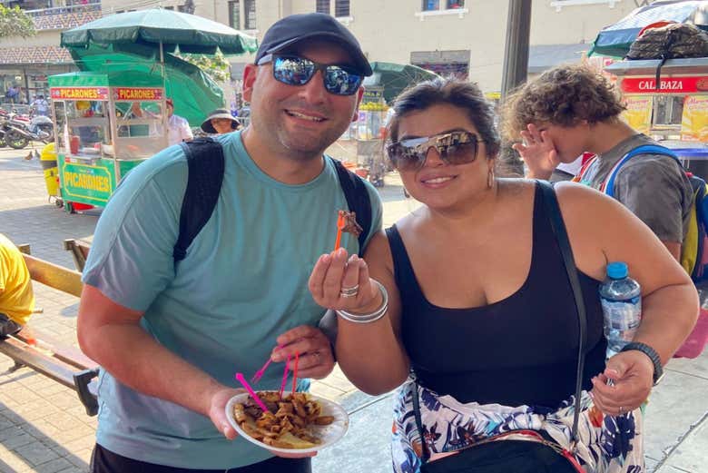 Tour de comida callejera por Lima