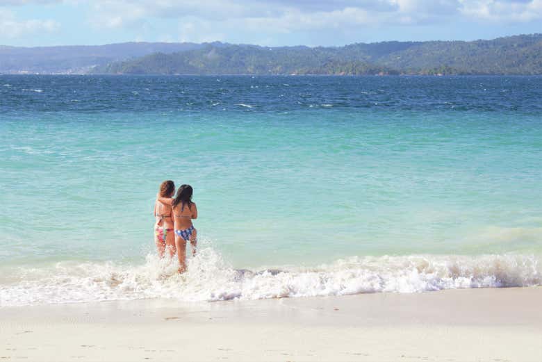 Excursión a Cayo Levantado