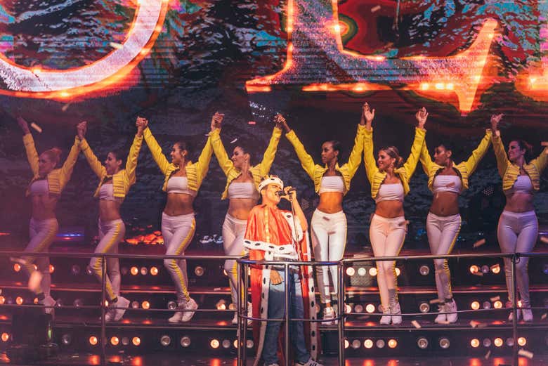 Fiesta en la discoteca Coco Bongo Punta Cana