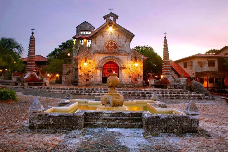 Fábrica de Barceló, Cueva de las Maravillas y Altos de Chavón