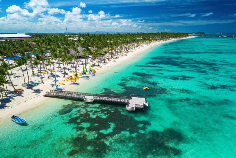 Paseo en barco con fondo de cristal por Punta Cana
